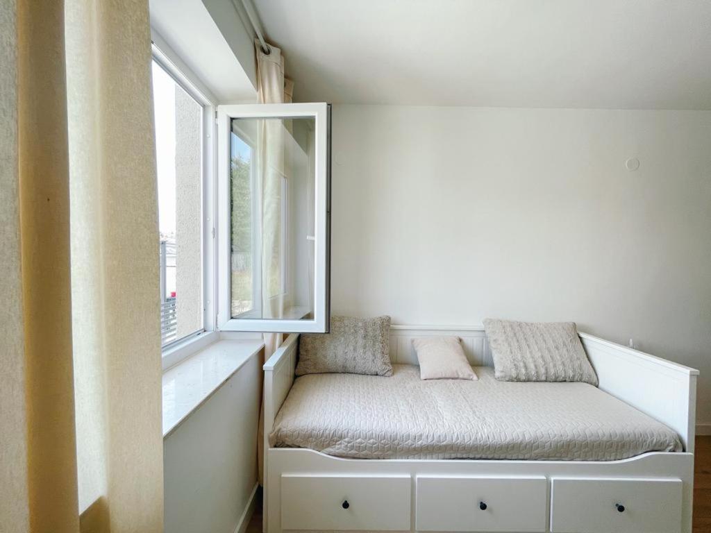 Caramel Comforts With Sea View In Stinjan Only 300 Meters From The Apartment *
