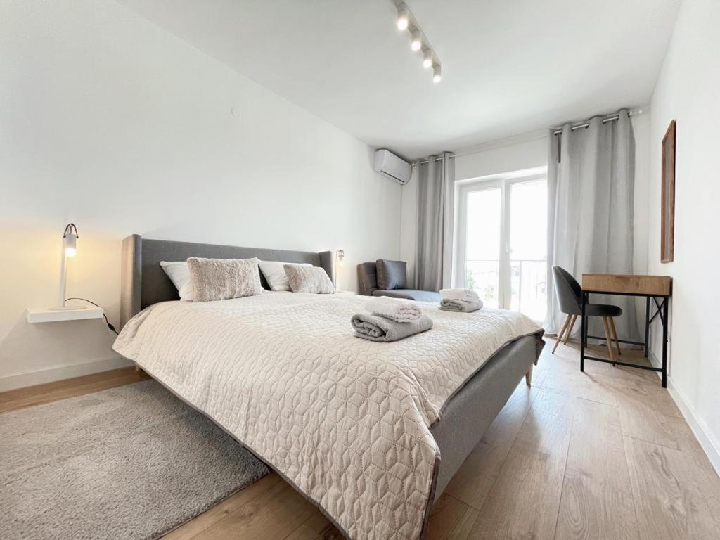 Caramel Comforts With Sea View In Stinjan Only 300 M From The Beach, Free Parking Apartment *